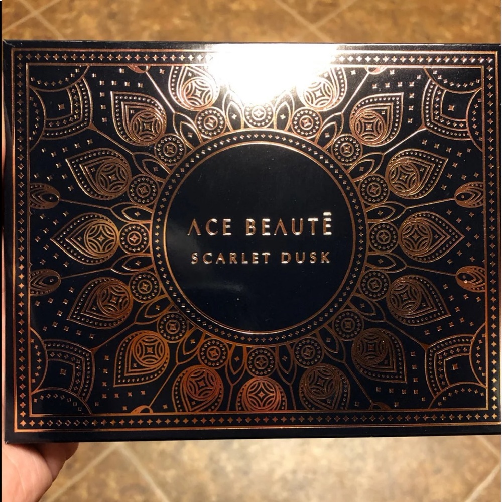 ACE Beauté palate